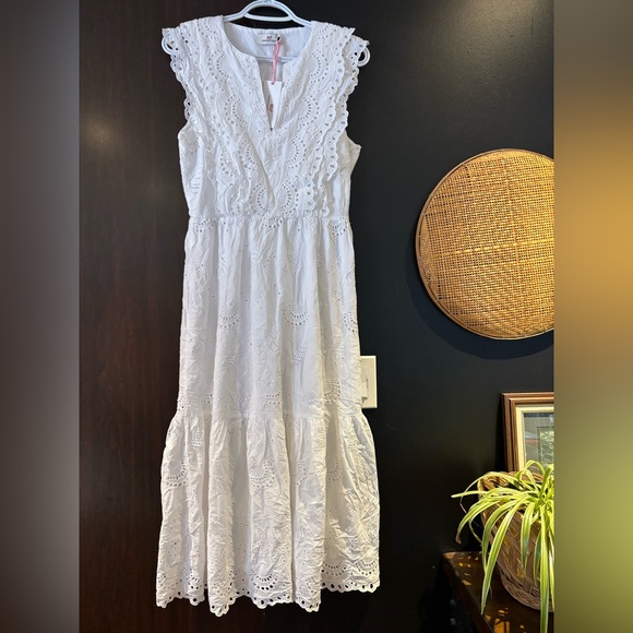 Vineyard Vines Dresses & Skirts - NWT VINEYARD VINES